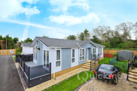 Pevensey, East Sussex, BN24 2 bed park home for sale