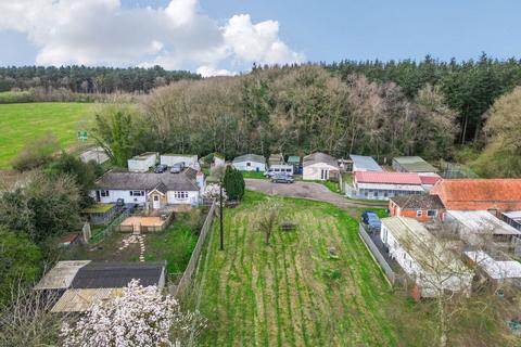 Caistor Road, Middle Rasen 3 bed detached bungalow for sale