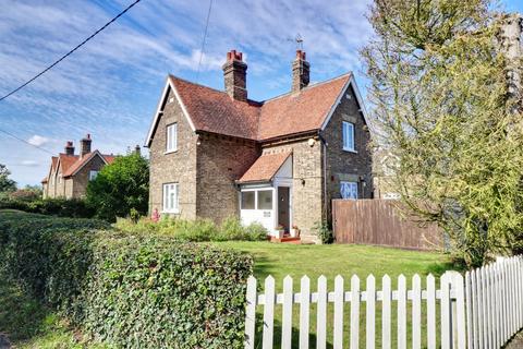 Old Harlow, CM17 5 bed detached house for sale