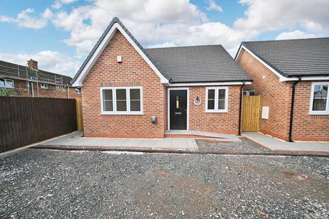 2 bedroom detached house for sale