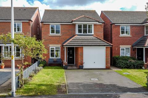 Heron Way, Sandbach, CW11 3 bed detached house for sale