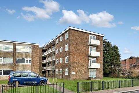 Ashington Court, Broadwater Street... 2 bed flat for sale