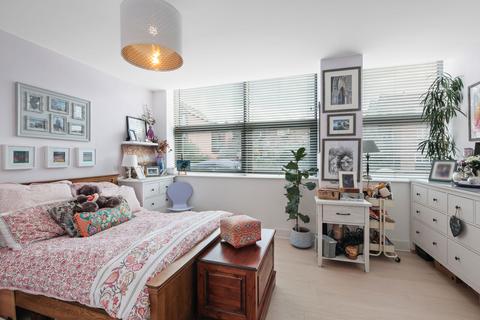 Armstrong Drive, Worcester, WR1 2GB 1 bed ground floor flat for sale
