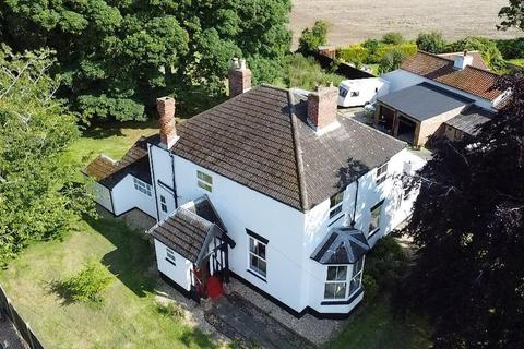 Chalk Lane, Withern LN13 5 bed detached house for sale