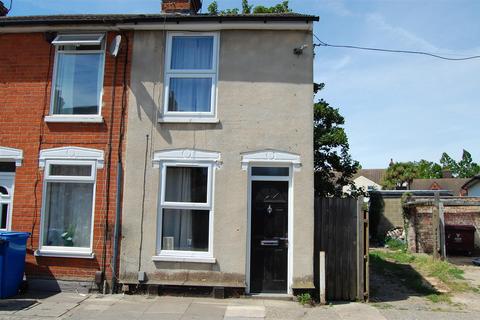 West Ipswich 2 bed end of terrace house for sale