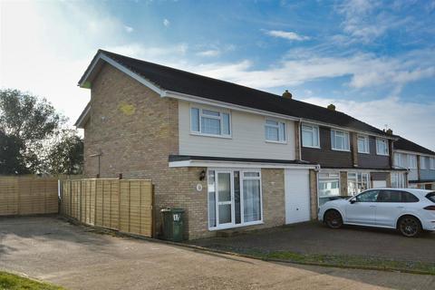 RYDE 3 bed end of terrace house for sale