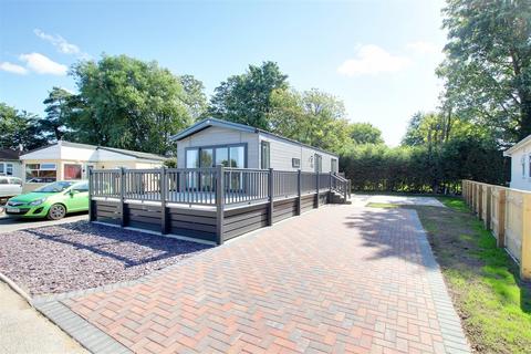 The Willows, Alford LN13 2 bed park home for sale