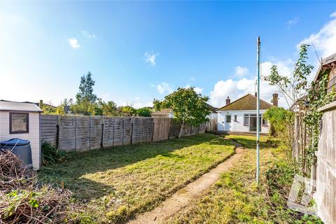 Moor Lane, Upminster, RM14 2 bed bungalow for sale