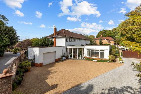 Mulberry Hollow, Angmering, BN16 5 bed detached house for sale