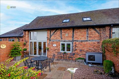 3 bedroom barn conversion for sale