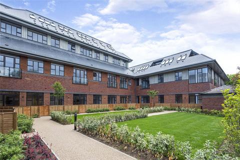 Albert Drive, Surrey GU21 1 bed flat for sale