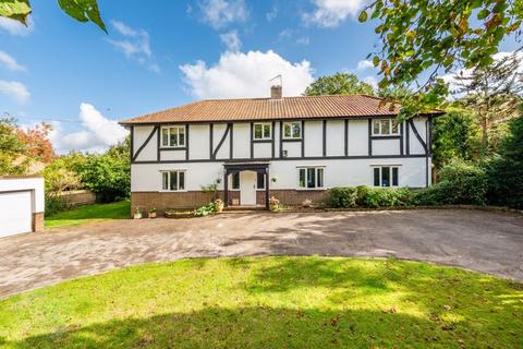 East Horsley 4 bed detached house for sale