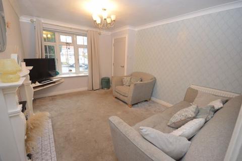 Addingham Avenue, Widnes 2 bed detached house for sale