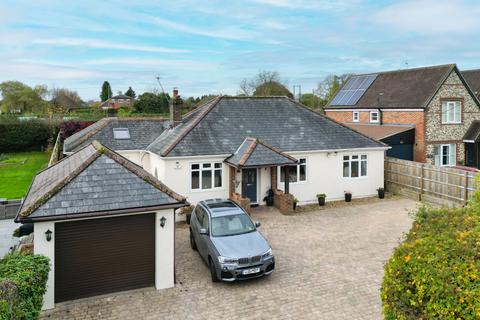 Stag Lane, High Wycombe HP15 4 bed detached house for sale