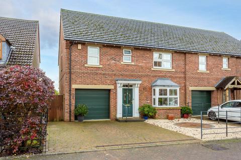 4 bedroom semi-detached house for sale