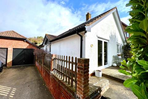 HYTHE 3 bed detached bungalow for sale