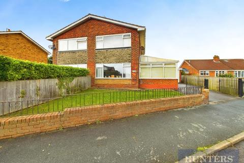 West Garth, Cayton, Scarborough, YO11... 3 bed semi