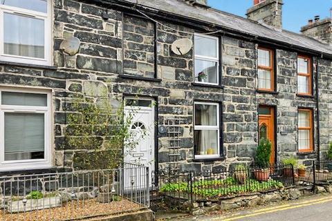 Pen Y Garreg, Trawsfynydd 2 bed terraced house for sale