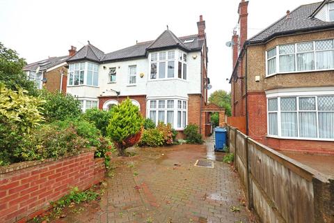 5 bedroom semi-detached house for sale