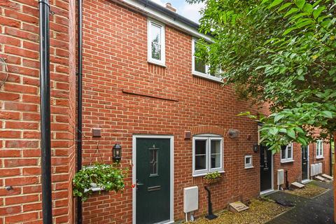 Adelaide Mews, Adelaide Road, Andover 2 bed terraced house for sale