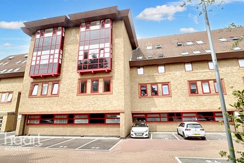 Loam House, Romford, RM7 9DH 1 bed apartment for sale