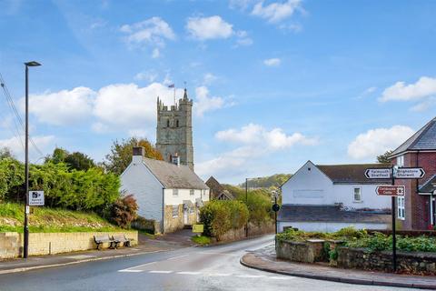 2 bedroom cottage for sale