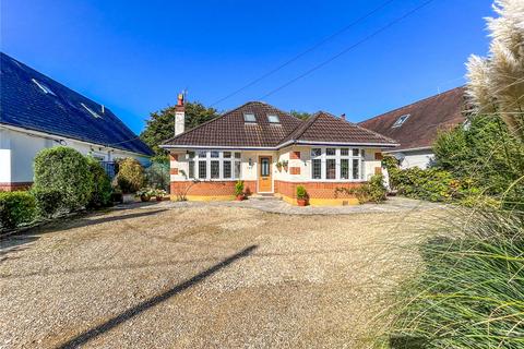 The Grove, Christchurch, Dorset, BH23 2 bed bungalow for sale