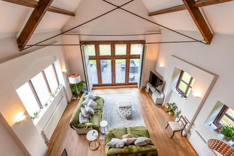 Great North Road, Barnby Moor, Retford 5 bed barn conversion for sale