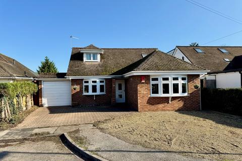 Western Avenue, Egham, Surrey, TW20 4 bed detached house for sale