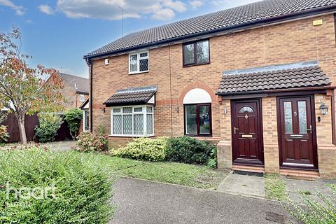 Cromer Way, Luton 2 bed terraced house for sale