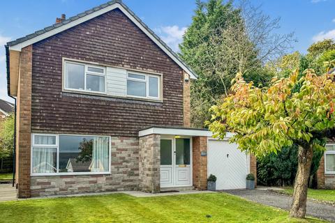 Glencoyne Drive, Sharples, Bolton, BL1 3 bed detached house for sale