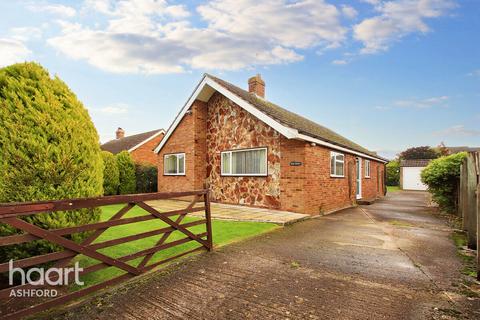 Woodchurch Road, ASHFORD 2 bed detached bungalow for sale