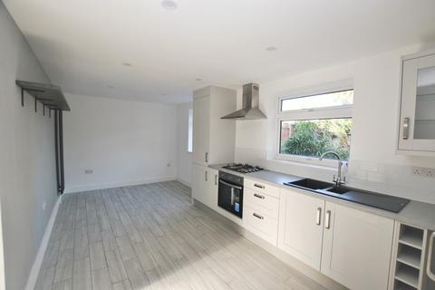 North Road, Wellington, Telford, TF1... 3 bed semi