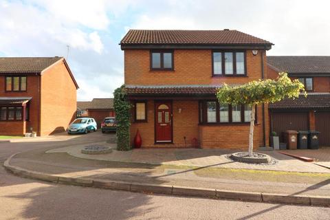 3 bedroom detached house for sale