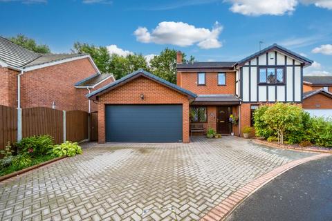 Swan Close, Blakedown DY10 4 bed detached house for sale