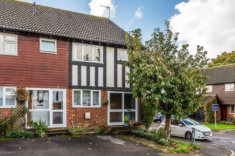 Lucilina Drive, Edenbridge 2 bed end of terrace house for sale