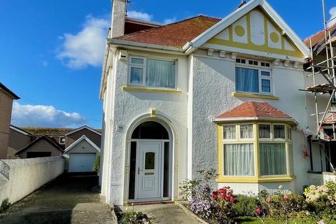 St. Seiriols Road, Llandudno 7 bed semi