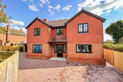 A Luxury Home in Cranbrook 4 bed detached house for sale