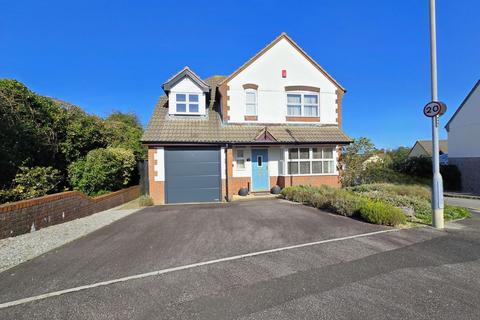 Smiths Way, Saltash PL12 4 bed detached house for sale