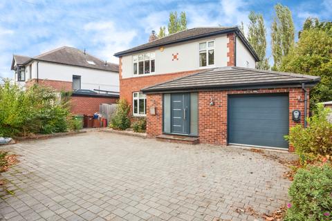 Horbury Road, West Yorkshire WF2 3 bed detached house for sale