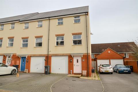 Bramble Road, Bridgwater TA5 3 bed end of terrace house for sale