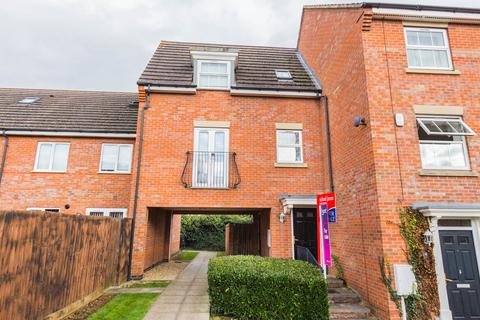 Rectory Gardens, Irthlingborough NN9 2 bed maisonette for sale