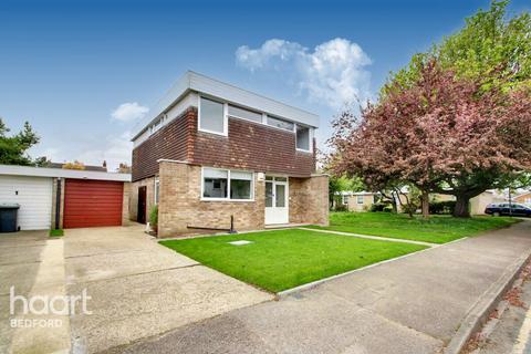 Seaton Drive, Bedford 4 bed detached house for sale