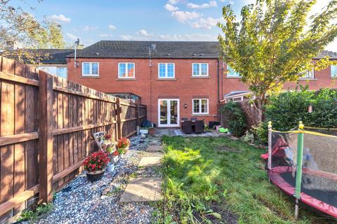 Foxglove Way, Huntingdon PE26 3 bed terraced house for sale