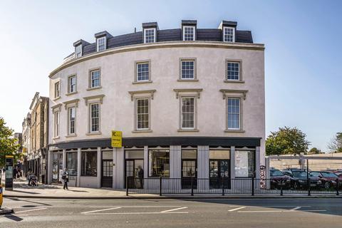 Deptford High Street, London, SE8 2 bed apartment for sale