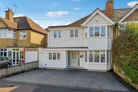 Mount View, Rickmansworth WD3 4 bed semi