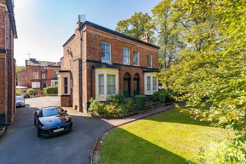 Northenden Road, Sale, Greater... 12 bed flat for sale