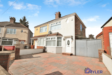 2 bedroom semi-detached house for sale