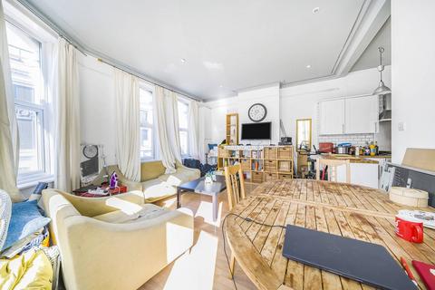 Upper Tooting Road, Tooting Broadway... 2 bed flat for sale