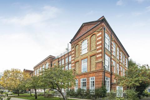 Searles Road, London, SE1 3 bed apartment for sale